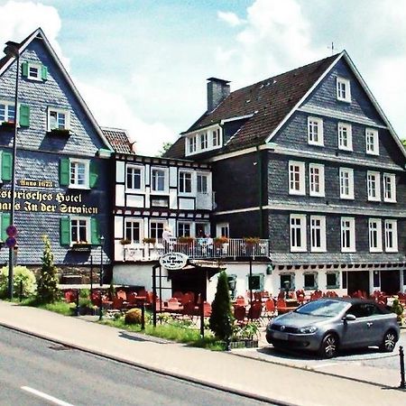 Hotel In Der Strassen Solingen Exterior photo