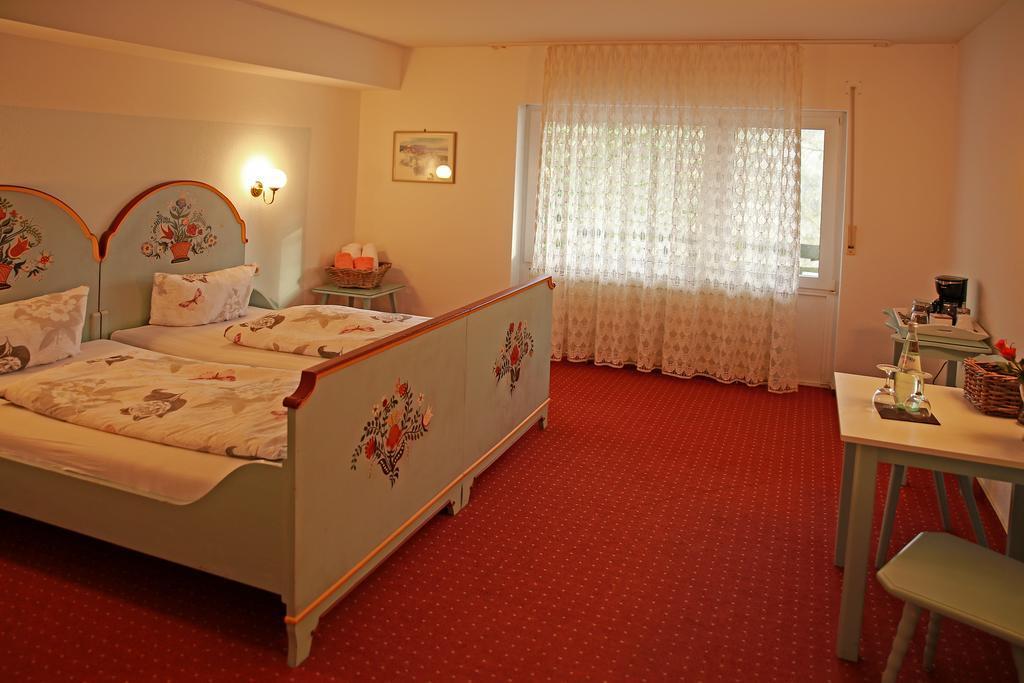 Hotel In Der Strassen Solingen Exterior photo